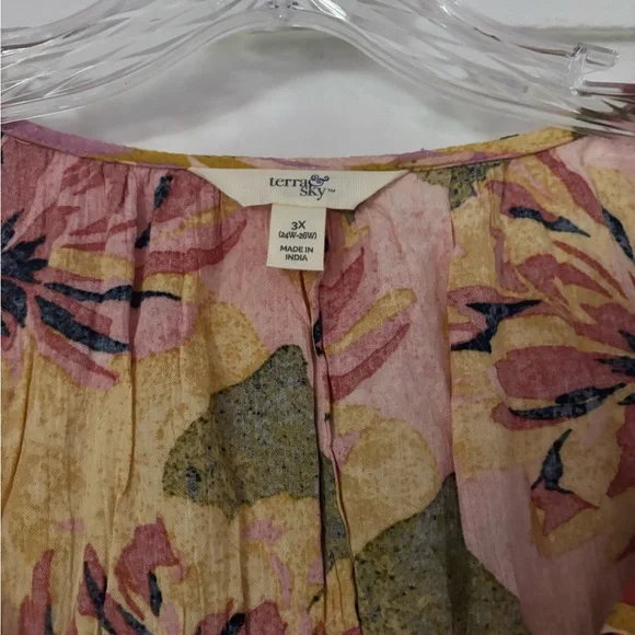 Terra & Sky Pink and Yellow Floral Top Plus 3X EUC - Picture 2 of 7